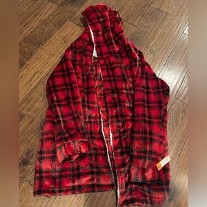 Colsie Red Plaid Robe